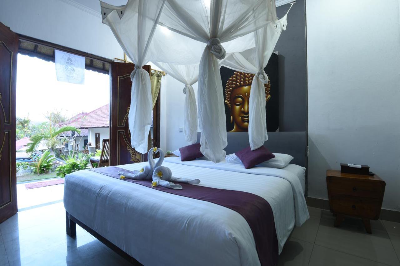 The Tanis Beach Resort Nusa Lembongan Exterior photo