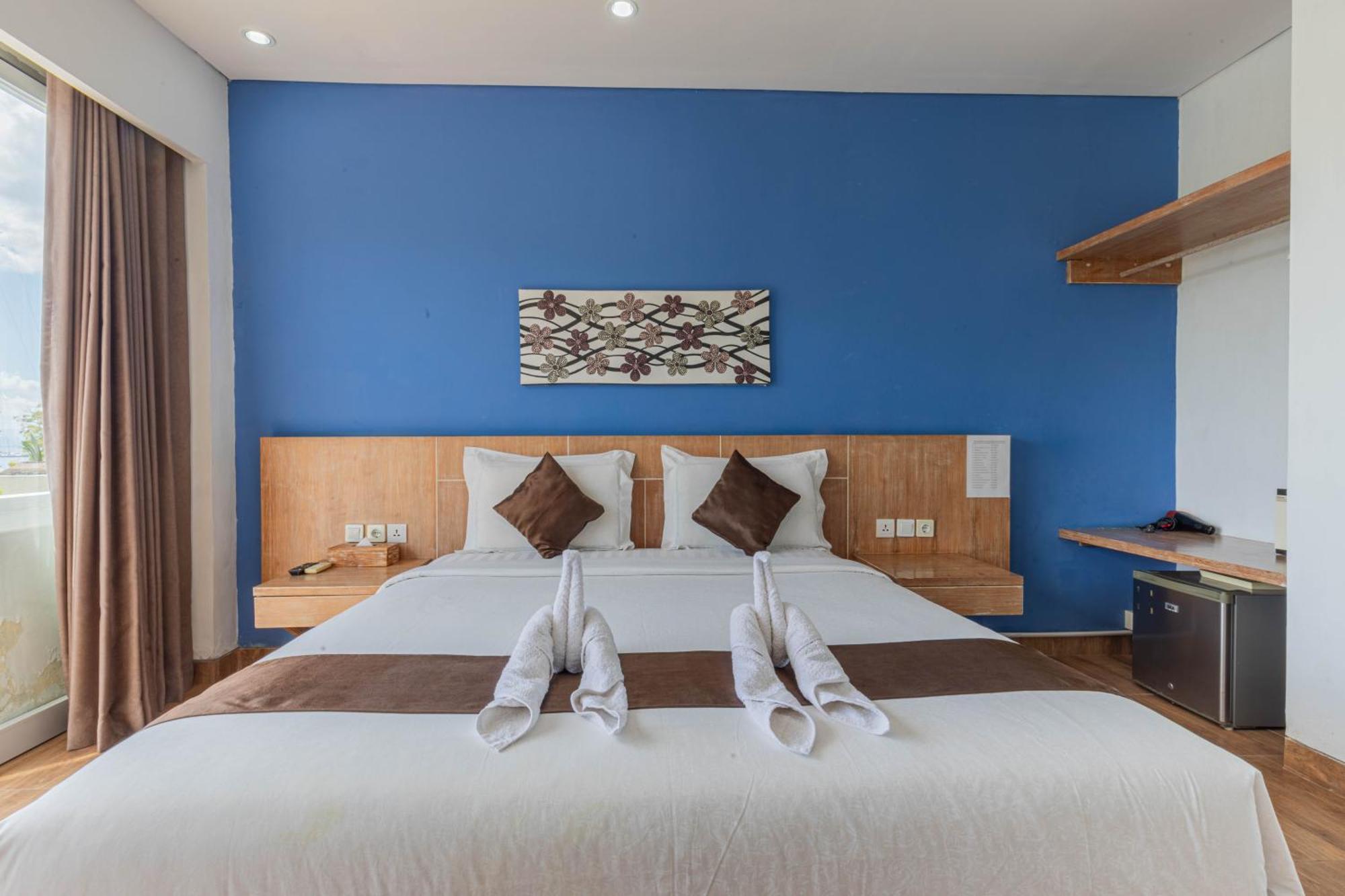 The Tanis Beach Resort Nusa Lembongan Exterior photo