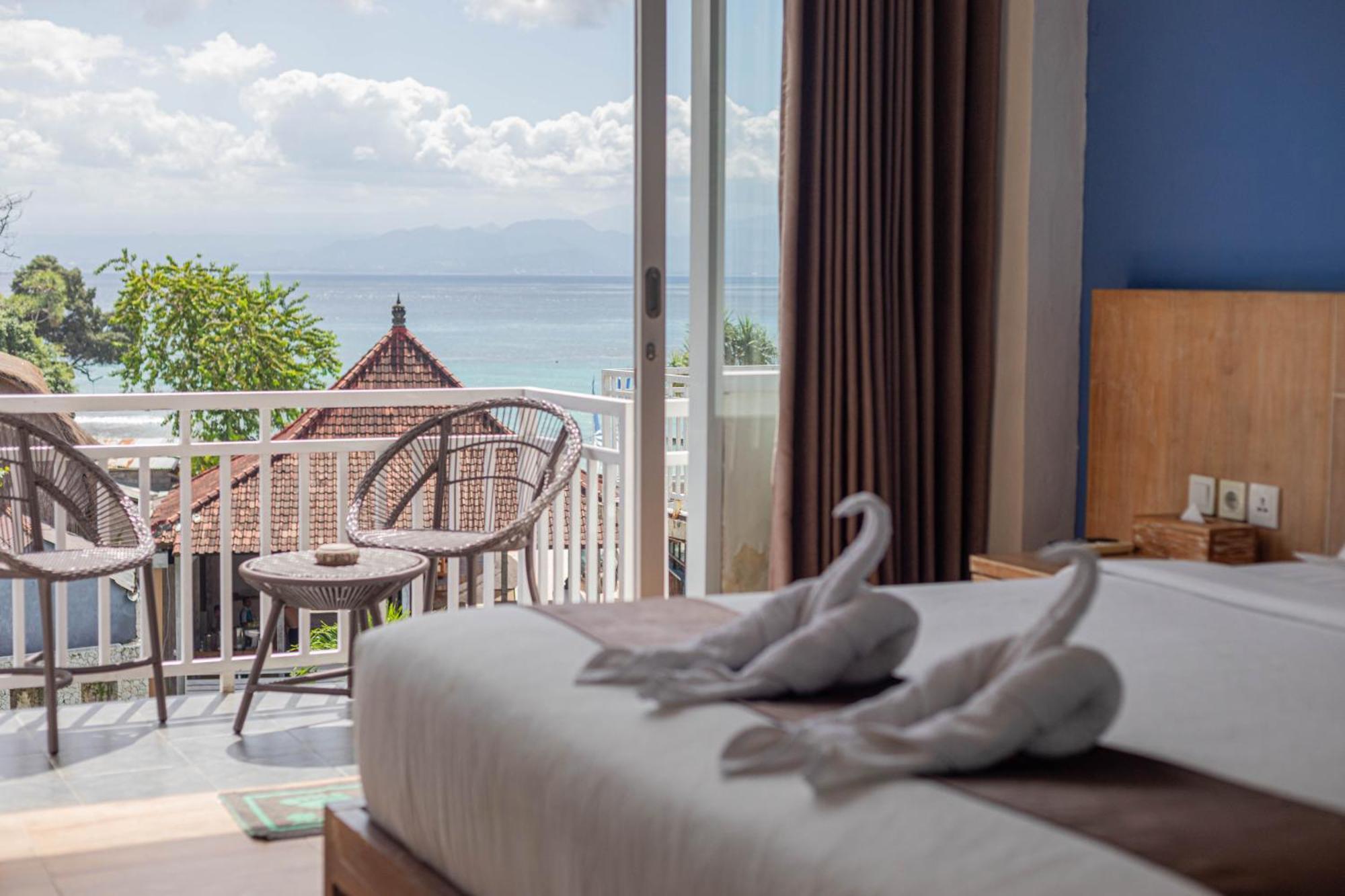 The Tanis Beach Resort Nusa Lembongan Exterior photo