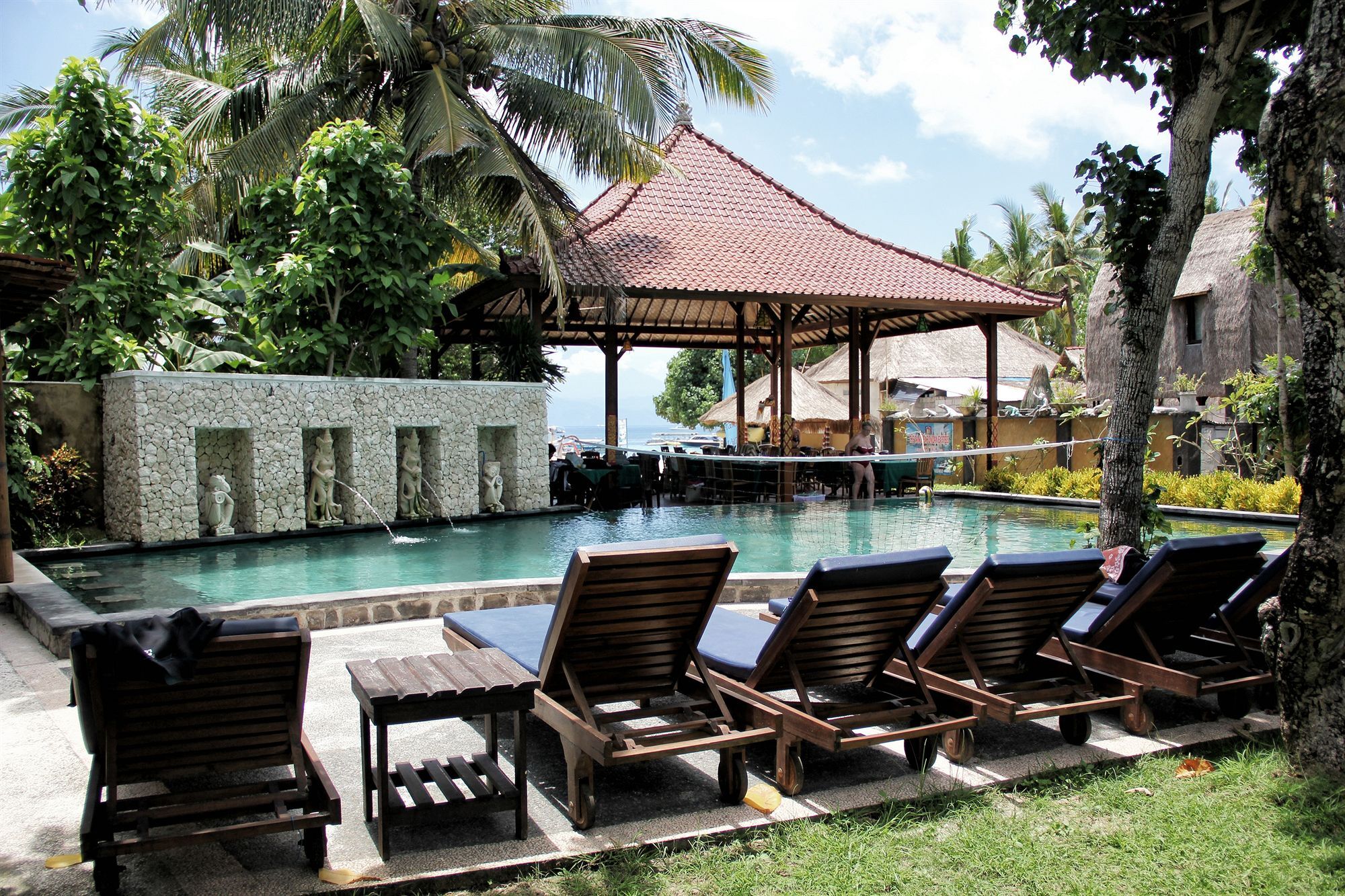 The Tanis Beach Resort Nusa Lembongan Exterior photo